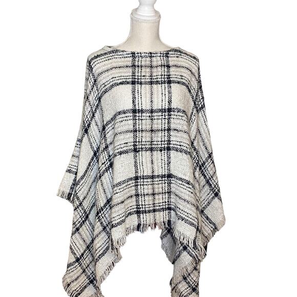 Crosstree Lane Black & White Plaid Poncho - Picture 2 of 6